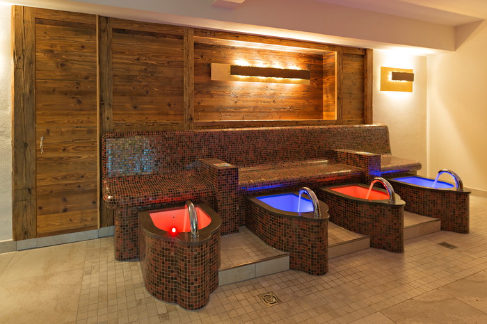 Aparthotel Mittelberg, Kneipbecken