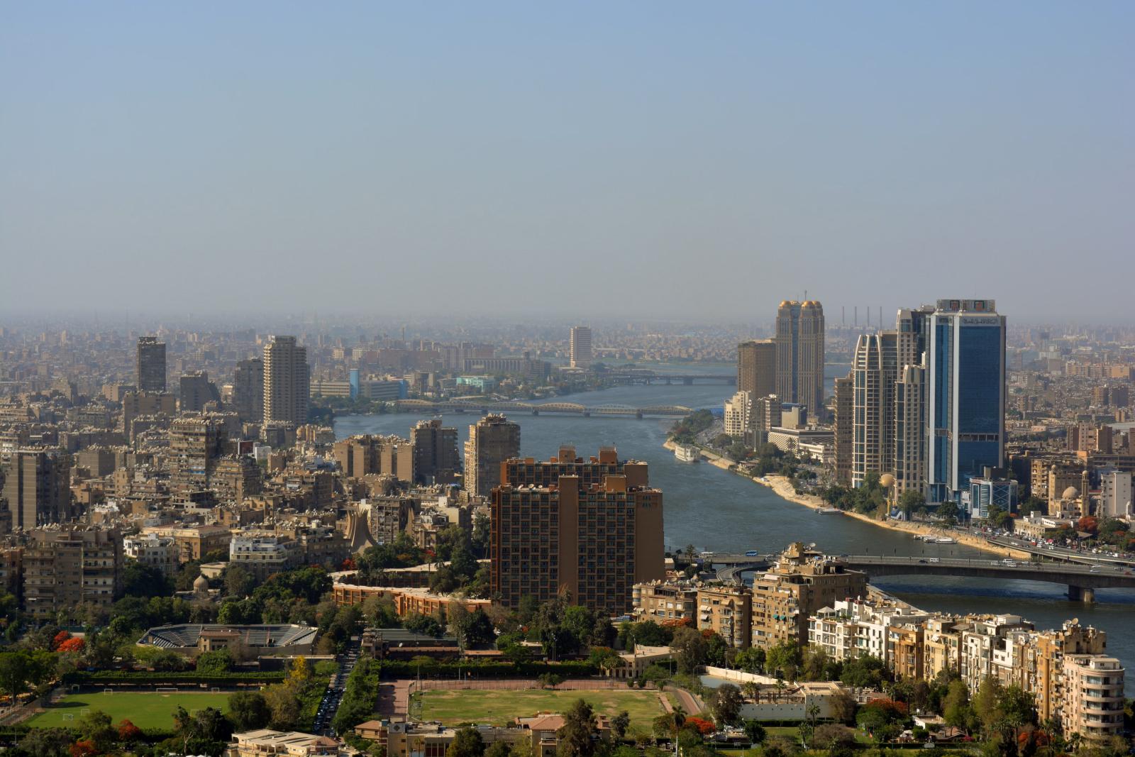 Skyline von Kairo und Nil in Ägypten