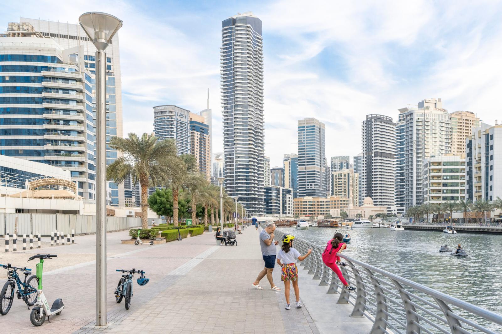 Familienausflug an der Dubai Marina
