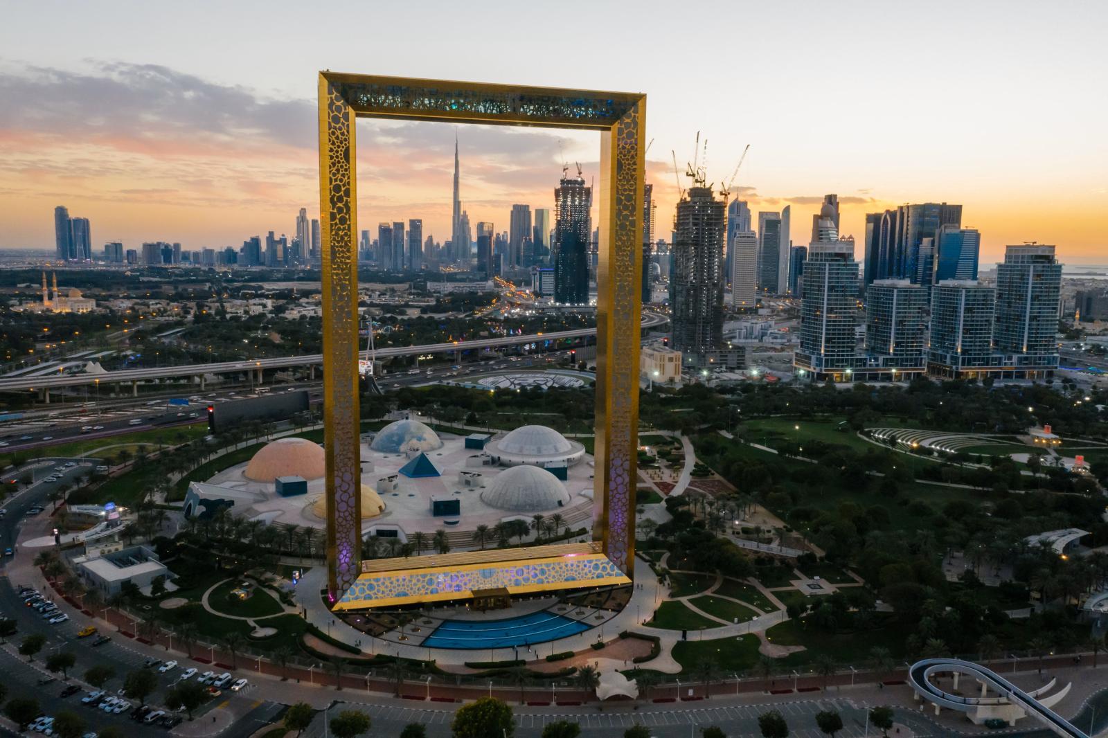 Sehenswürdigkeit und moderne Architektur in Dubai