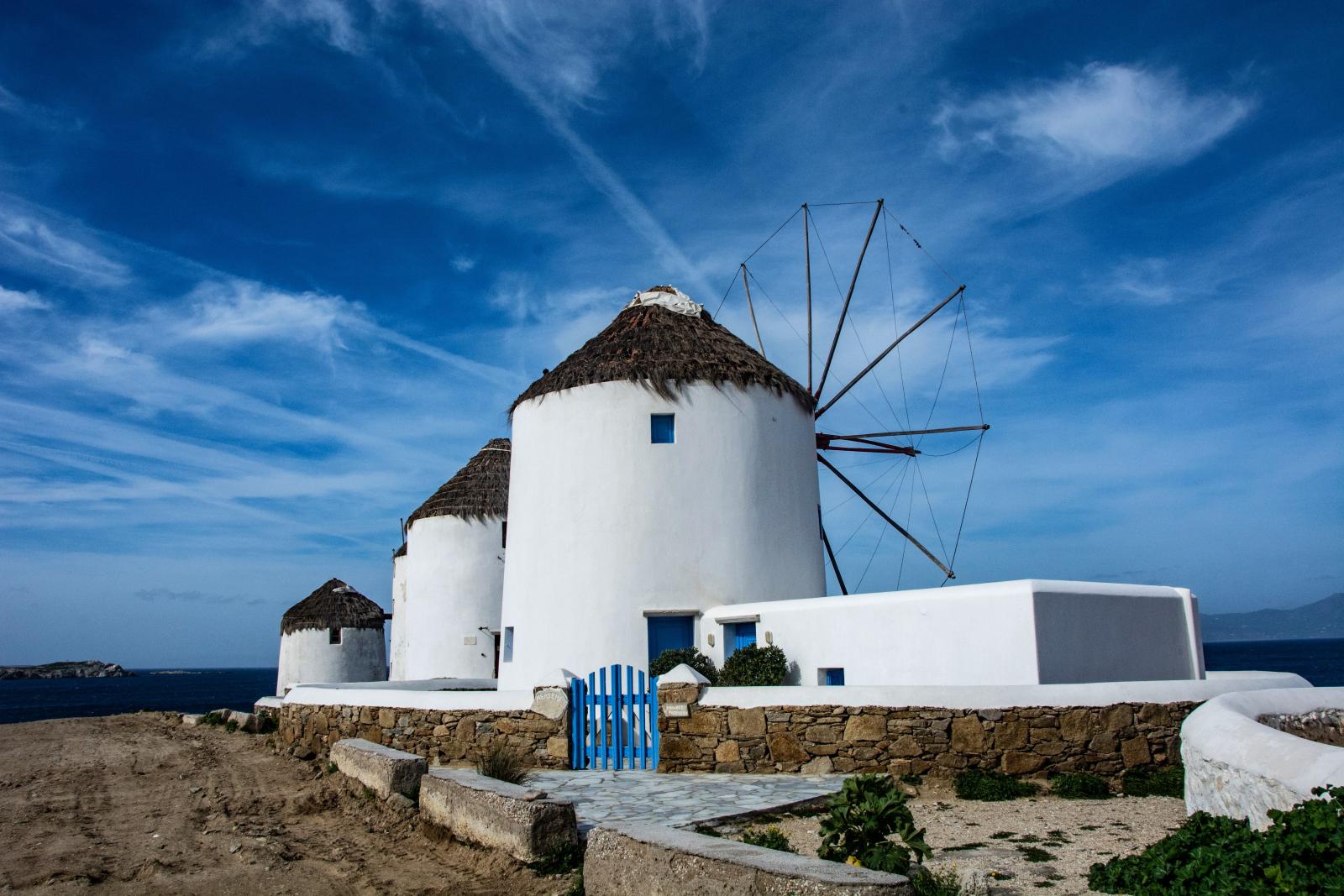 WINDMÜHLEN VON KATO MILI]