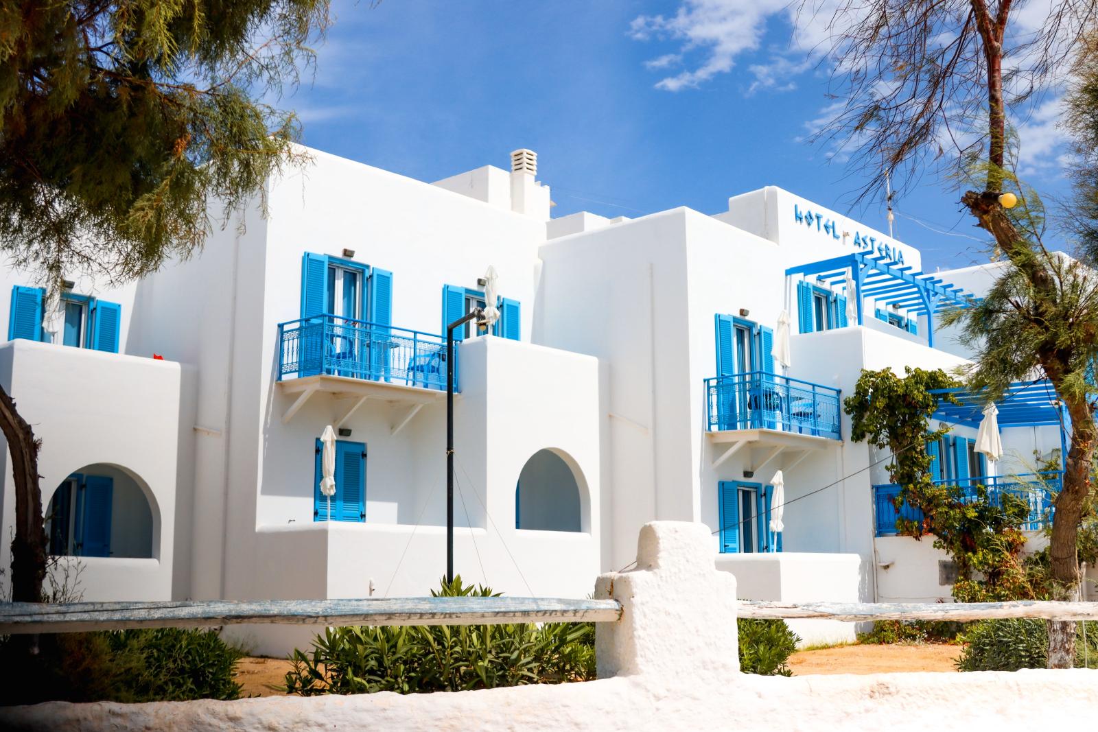 GRIECHISCHES HOTEL]