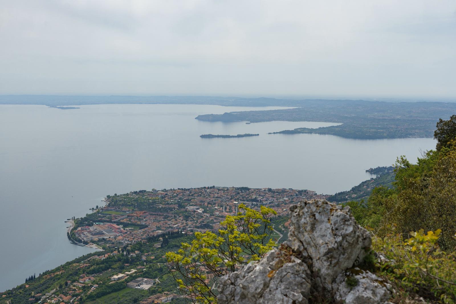 Blick vom Monte Baldo über den Gardasee