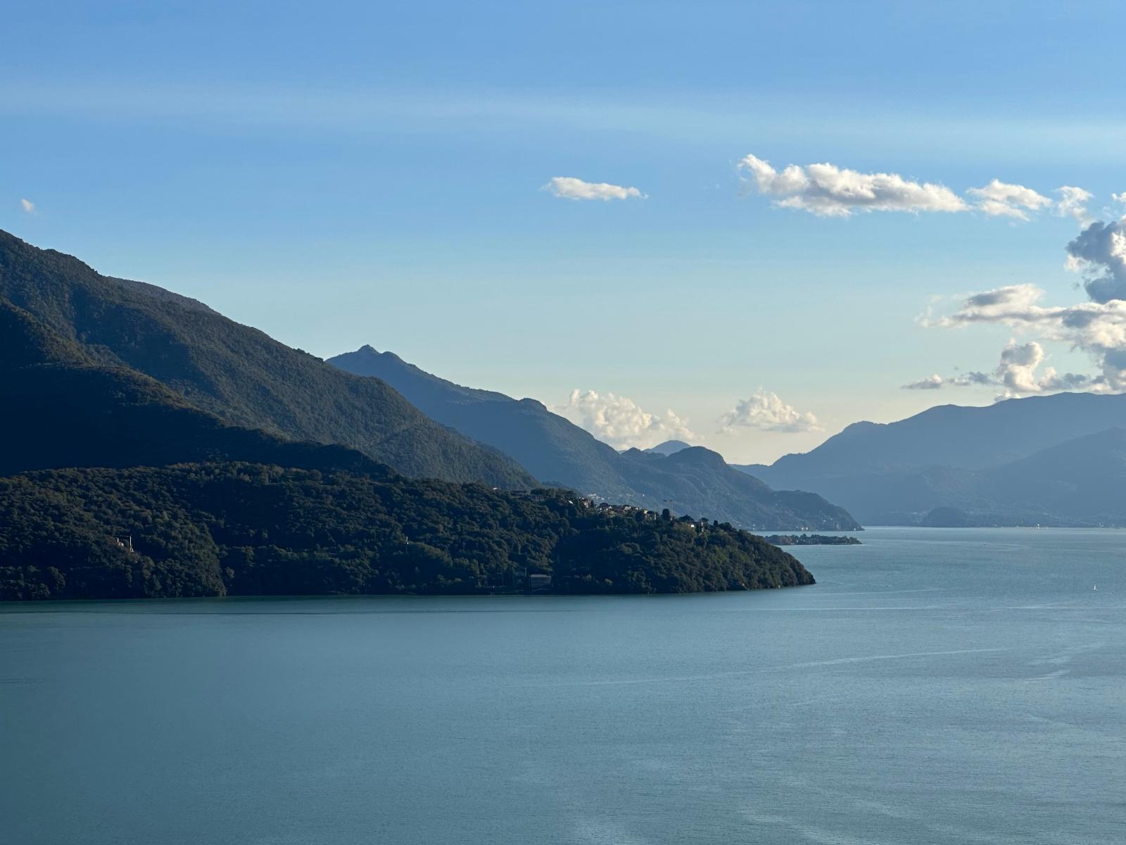ardasee Rundfahrt – Panoramablick über den See