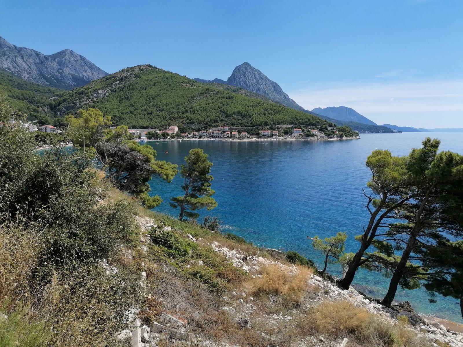 Panoramablick auf die dalmatinische Adriaküste