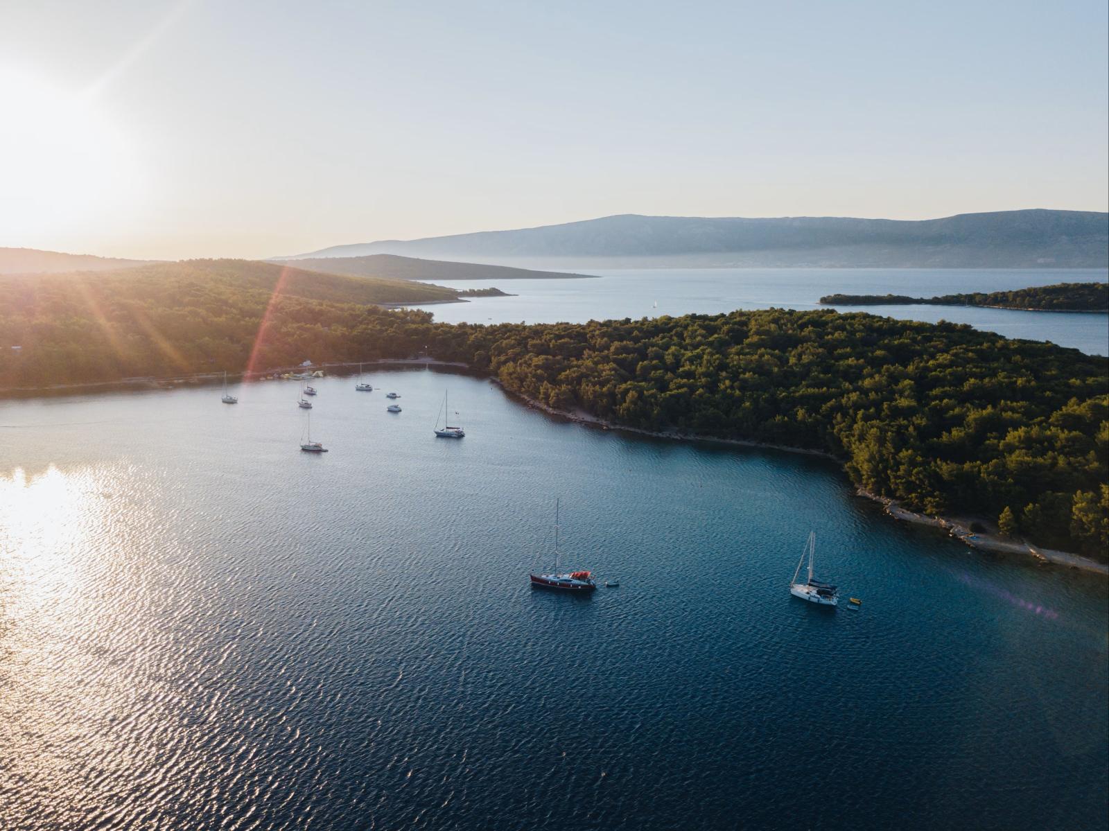 idyllische Badebucht auf Hvar
