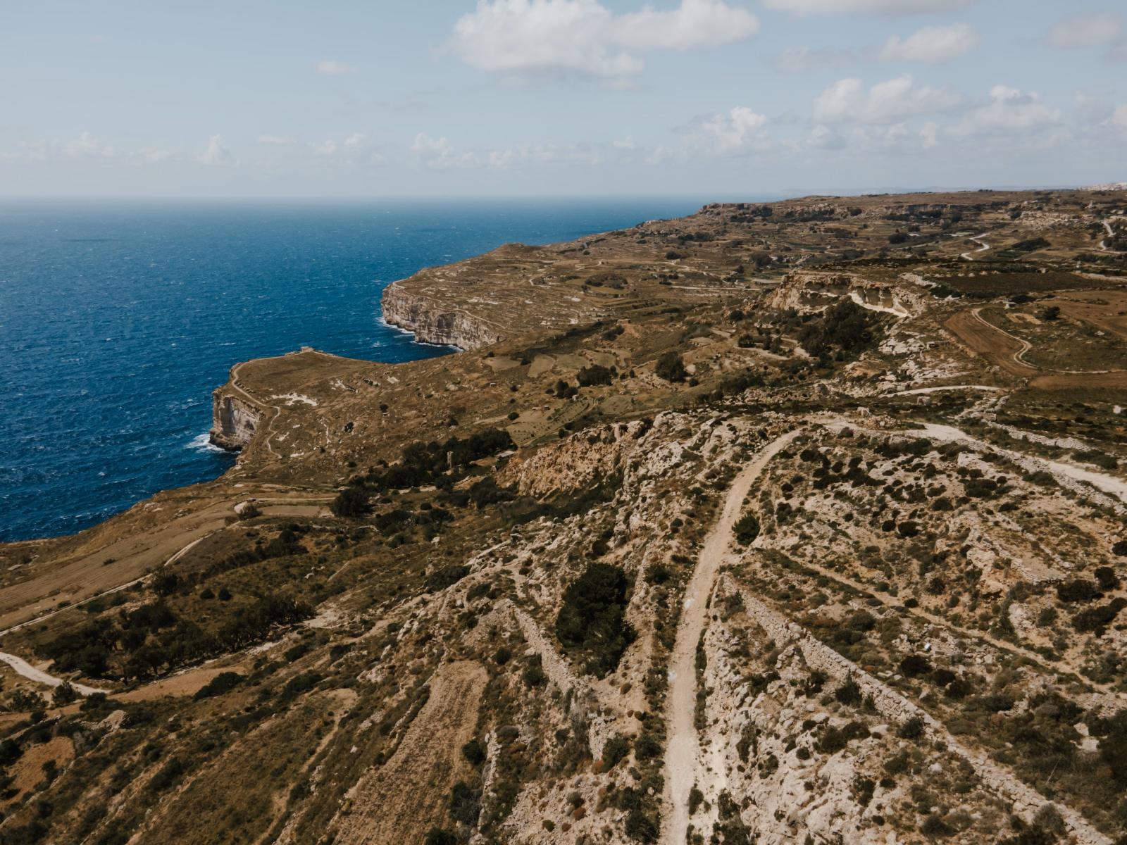 Panoramablick über die Dingli Cliffs und das Mittelmeer