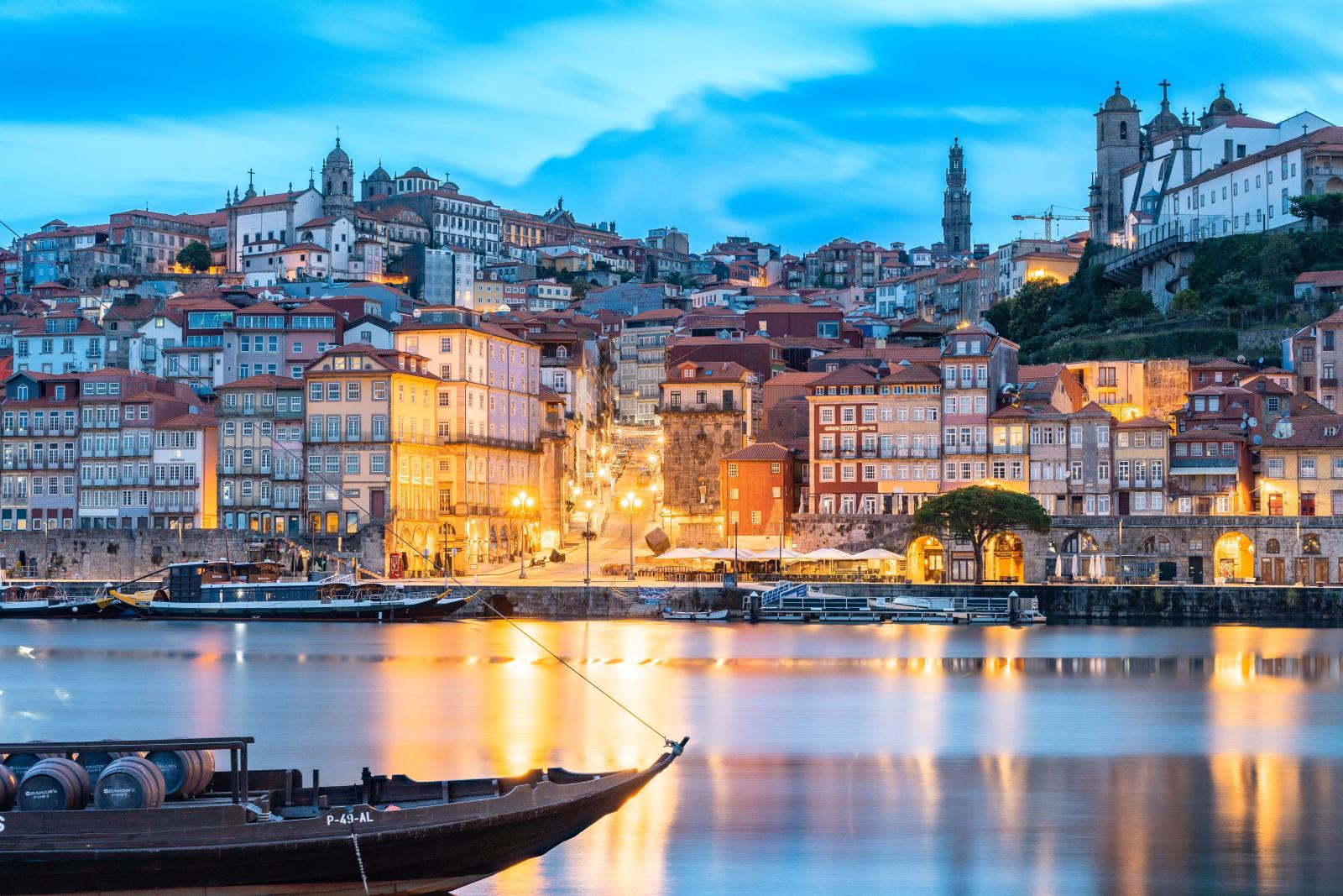 Porto mit Ribeira, Douro und historischer Altstadt