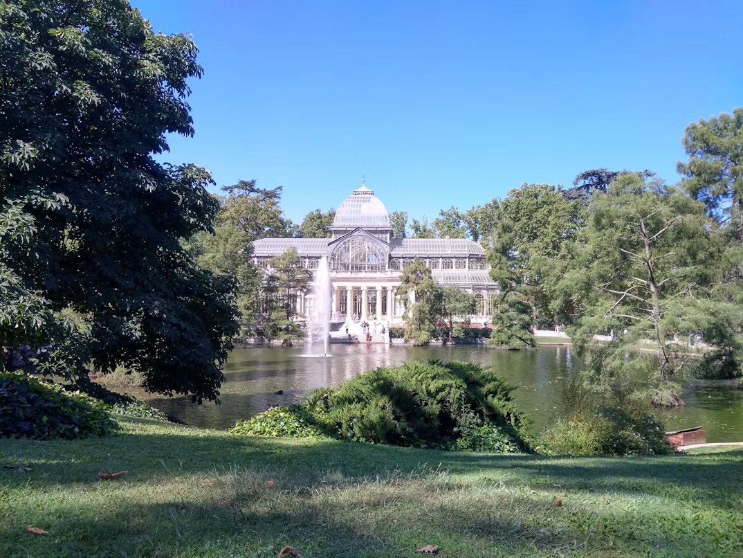 Retiro Park Madrid mit Palacio de Cristal