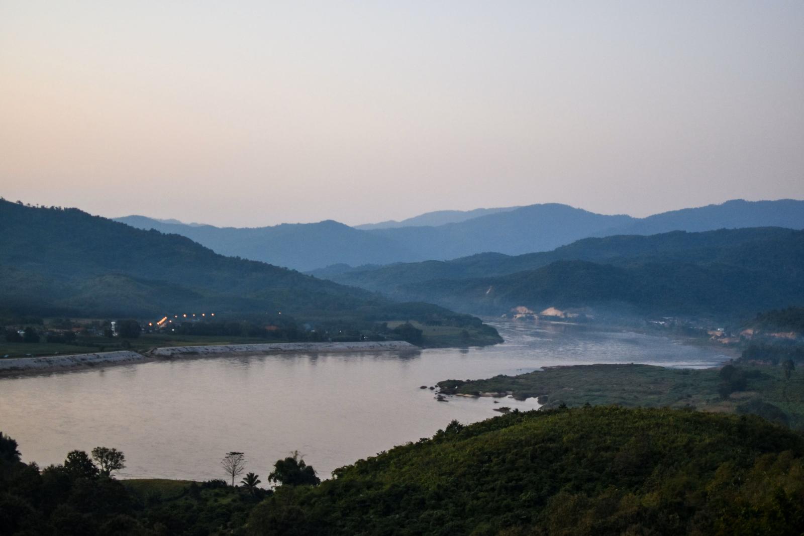Landschaft am Mekong nahe dem Goldenen Dreieck in Nordthailand