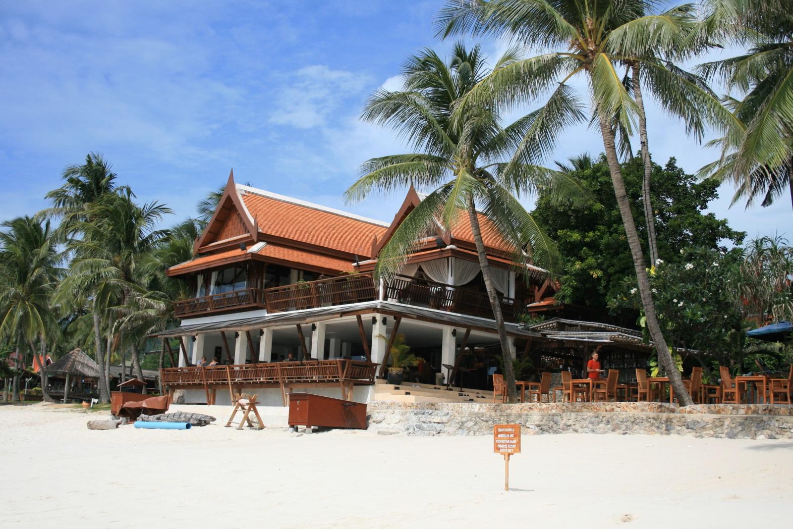 Tropische Unterkunft mit Meerblick auf Koh Tao in Thailand
