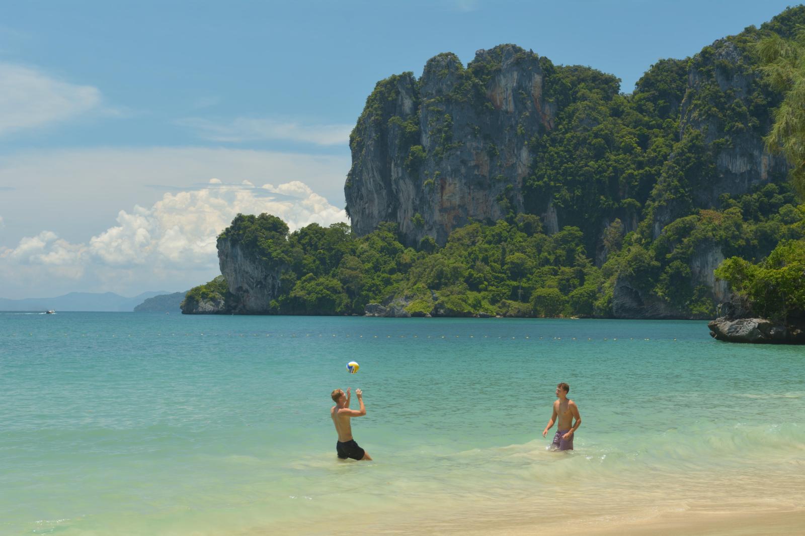 Gemeinsame Urlaubsmomente beim Familienurlaub in Thailand