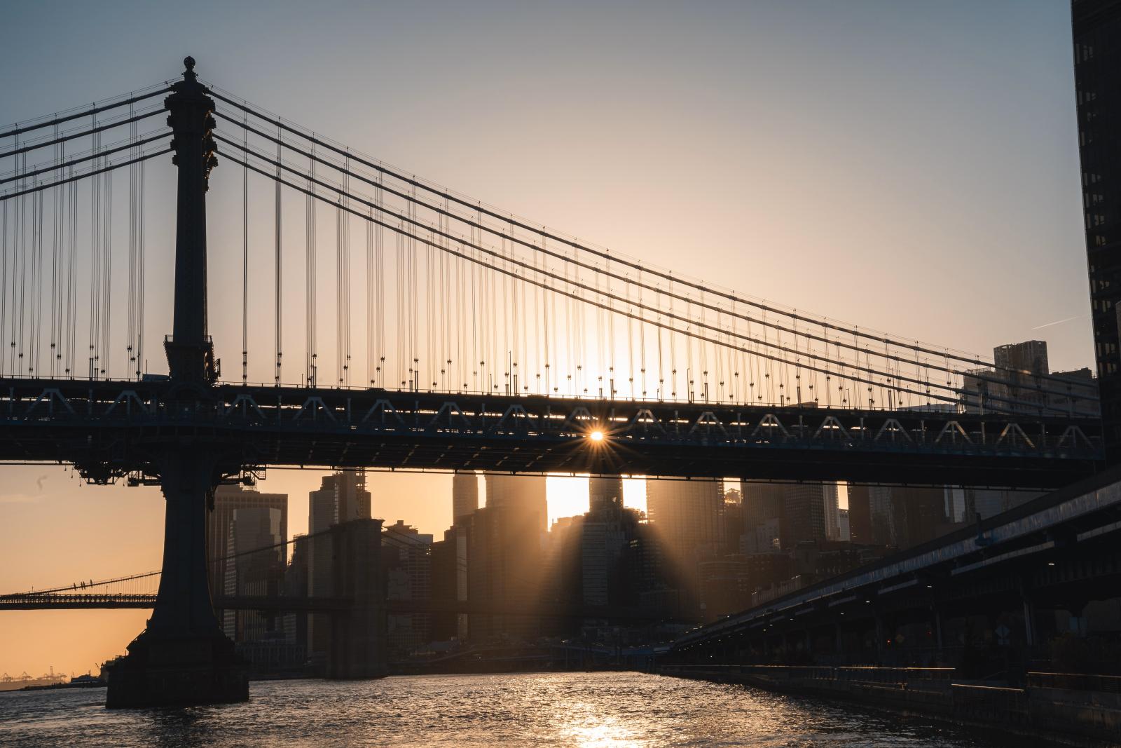Skyline von Manhattan bei Sonnenuntergang