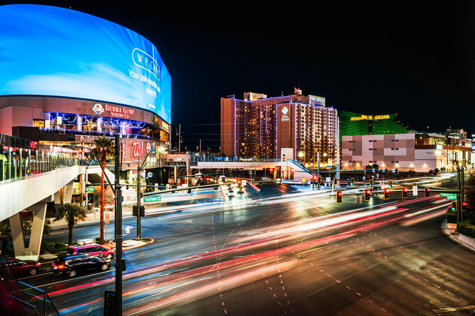 Beleuchteter Las Vegas Strip bei Nacht
