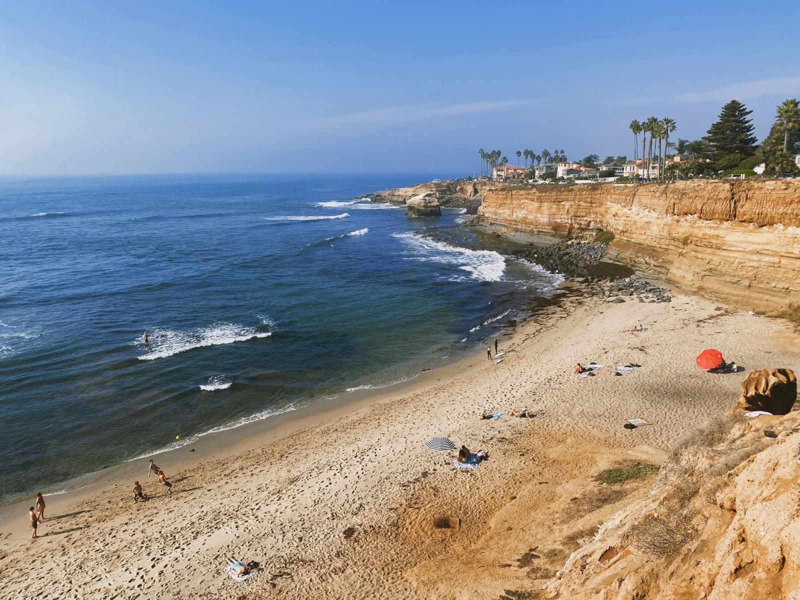 San Diego Küste bei mildem kalifornischem Wetter