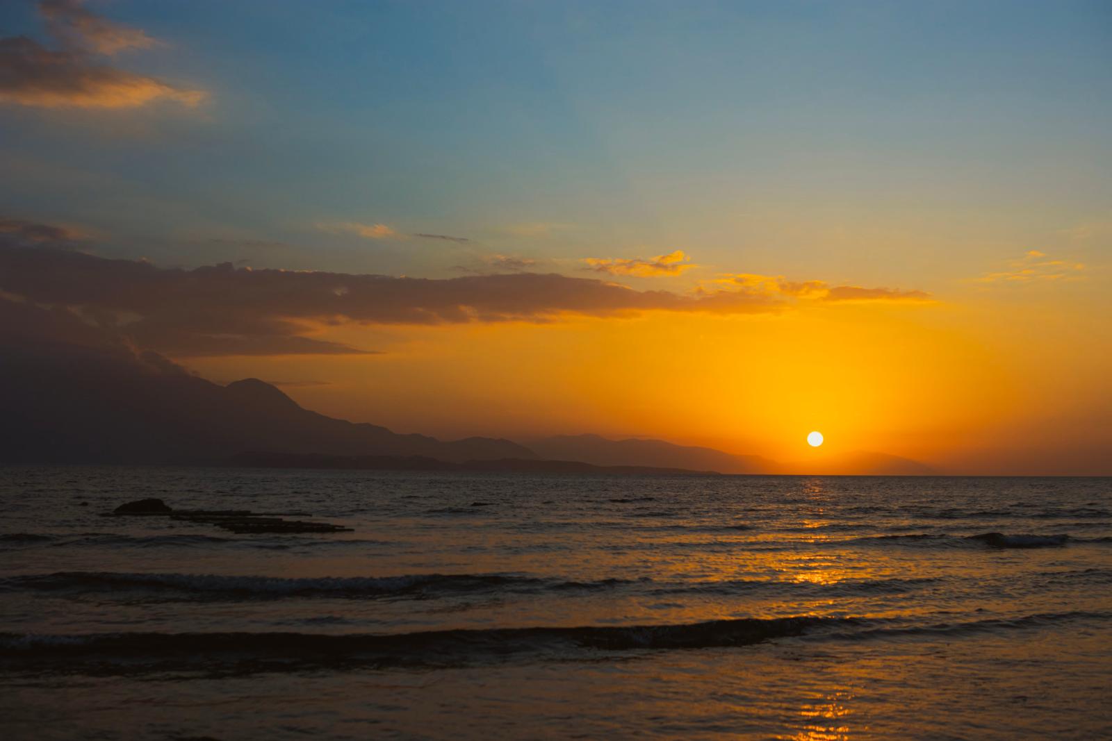Sonnenuntergang über der zypriotischen Küste