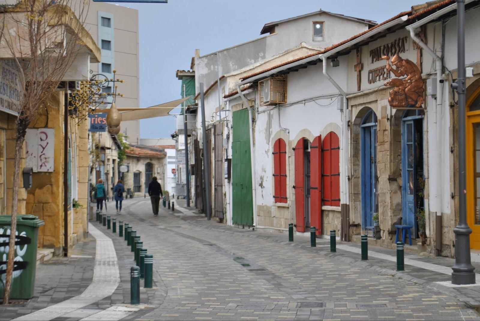 Historische Altstadt von Nicosia mit mediterraner Architektur