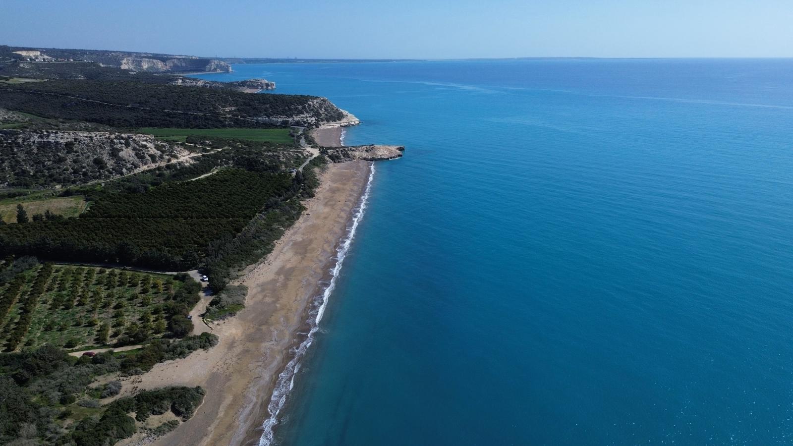 Lara Beach bei warmem mediterranem Licht
