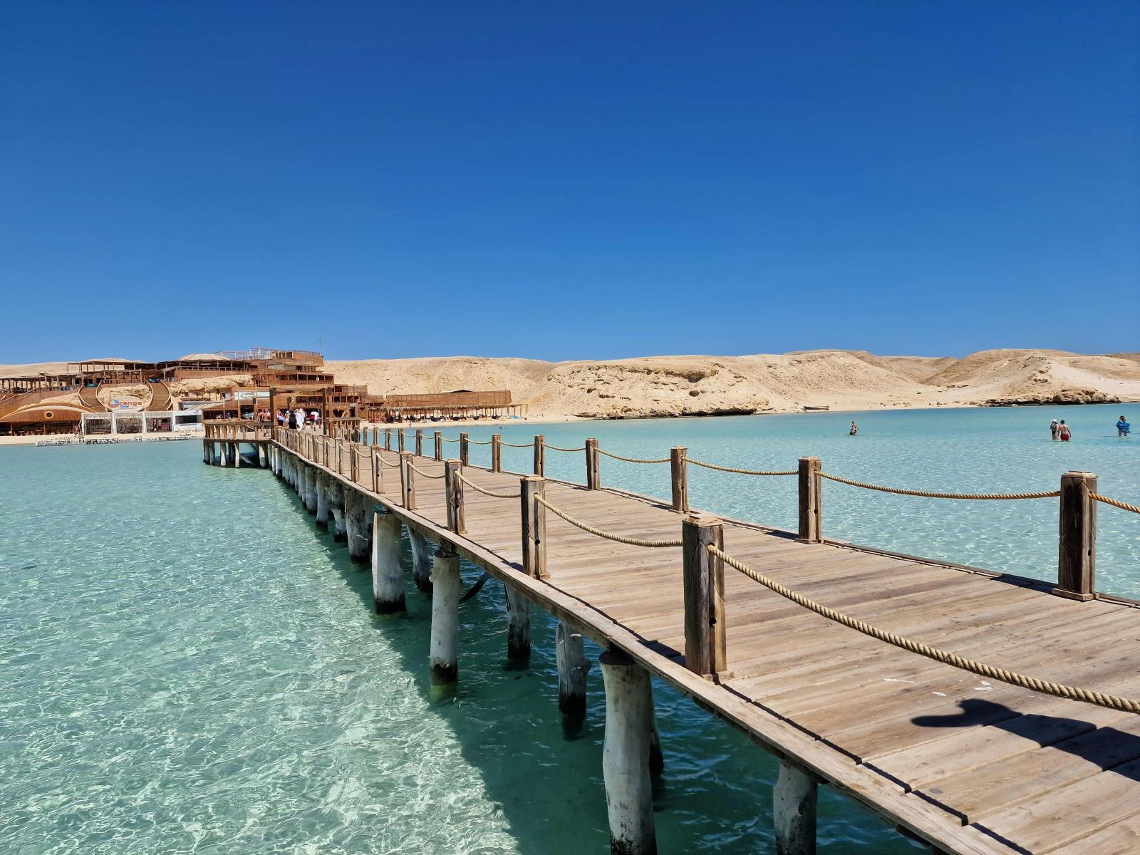 Steg und Bucht am Roten Meer in Ägypten