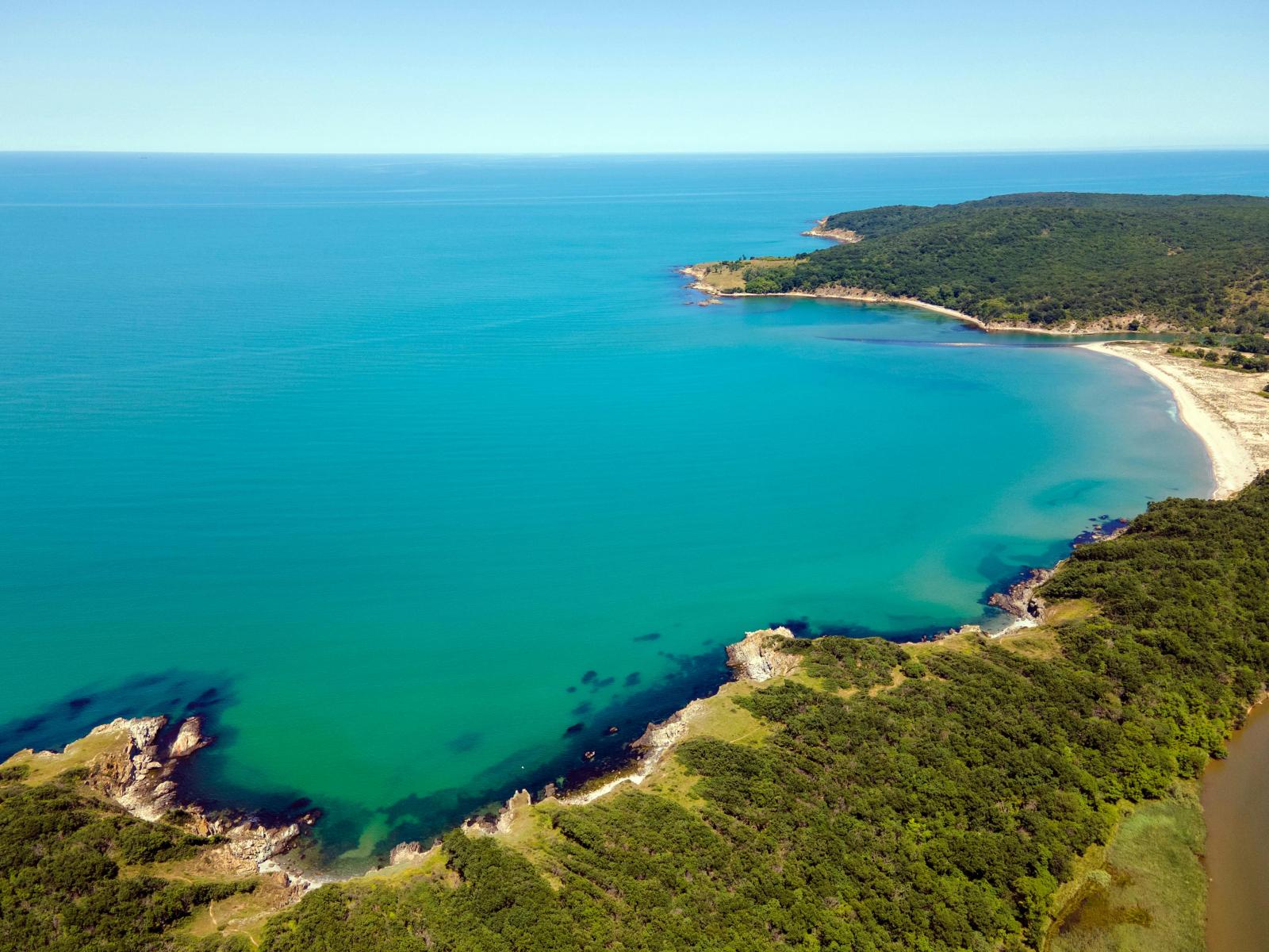 Bulgarien Schwarzmeerküste Naturstrand mit türkisblauem Wasser