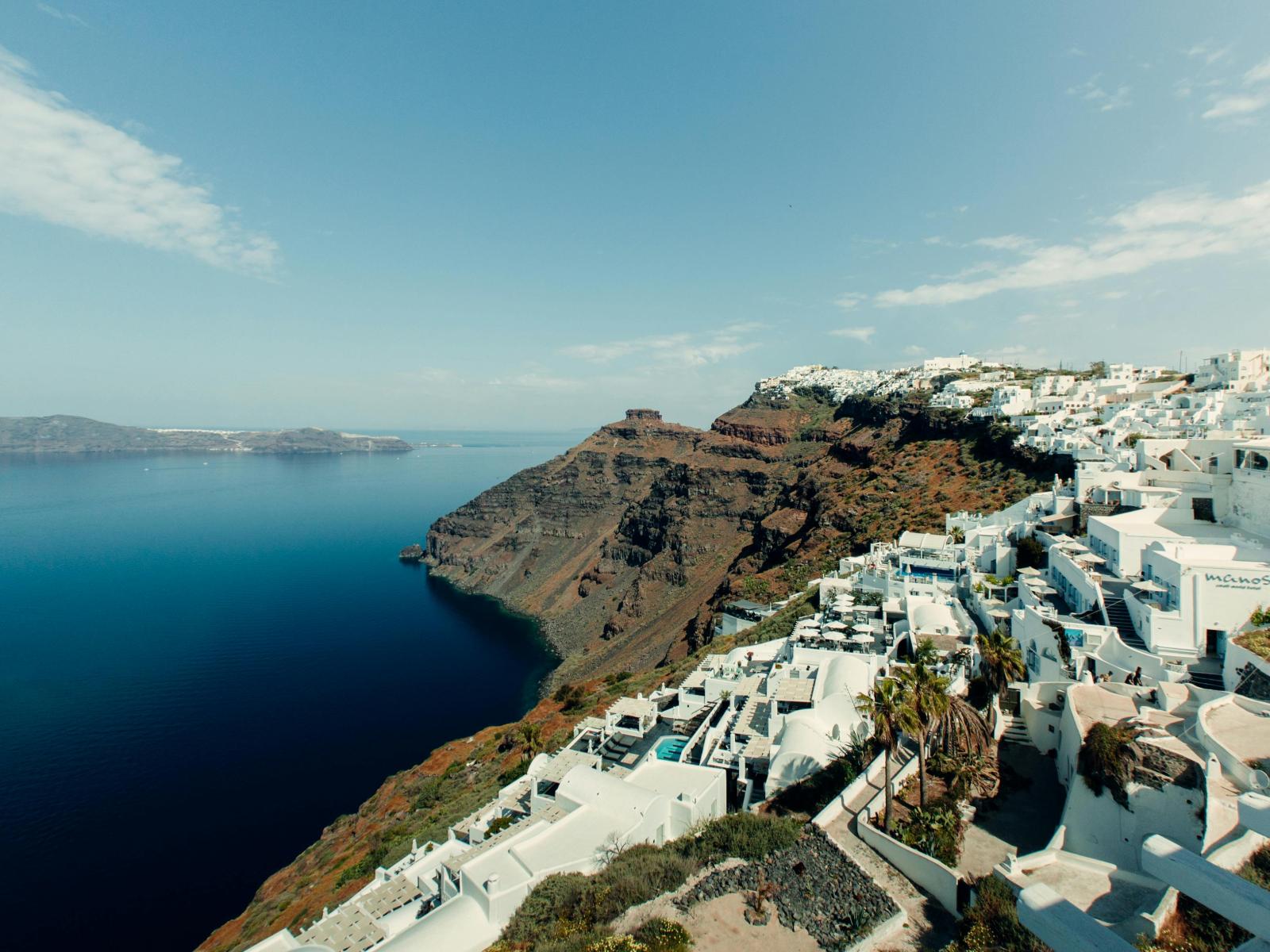 Santorin Caldera Panorama mit weißen Häusern
