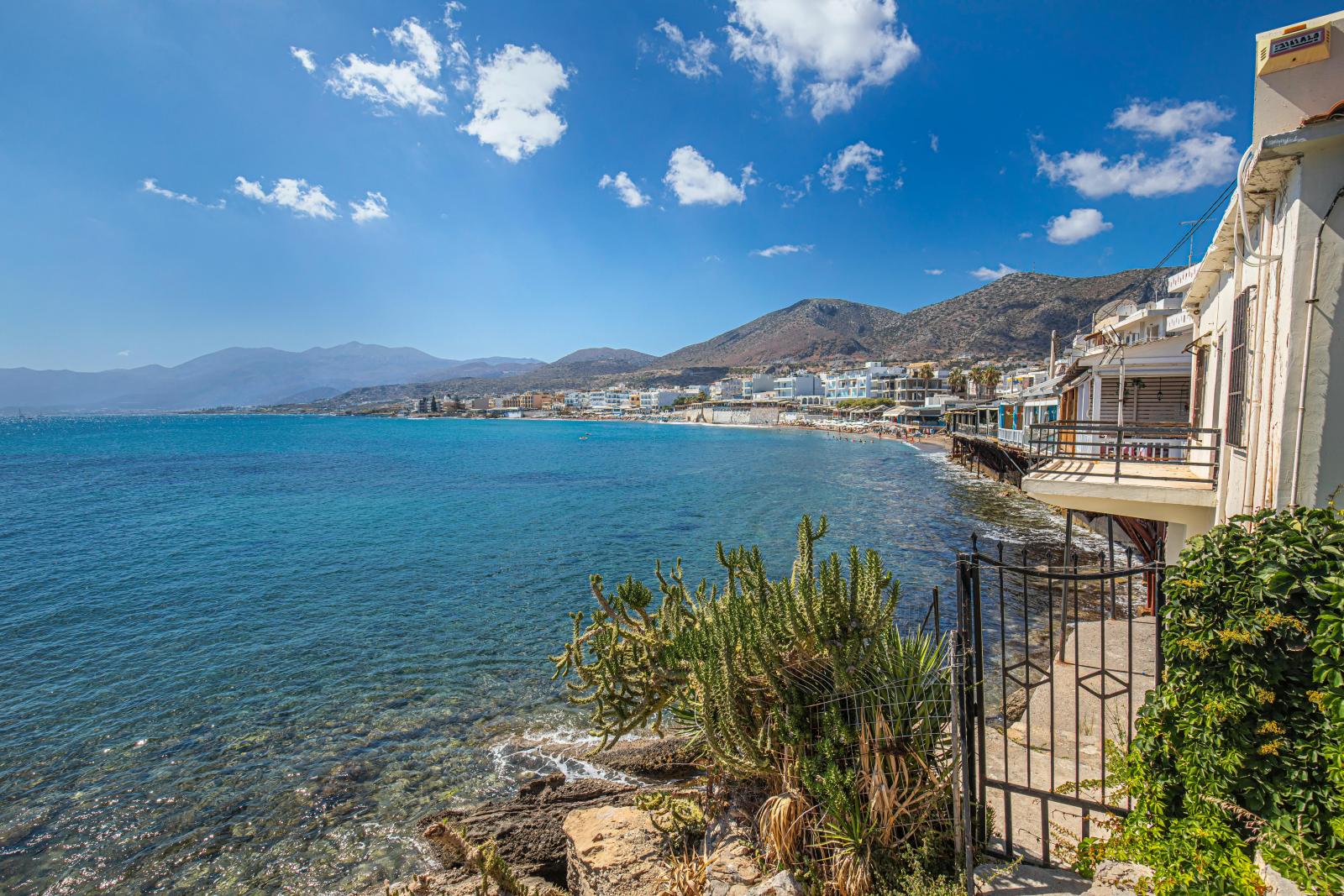 Kreta Küstenort mit Meer und Promenade an der Nordküste